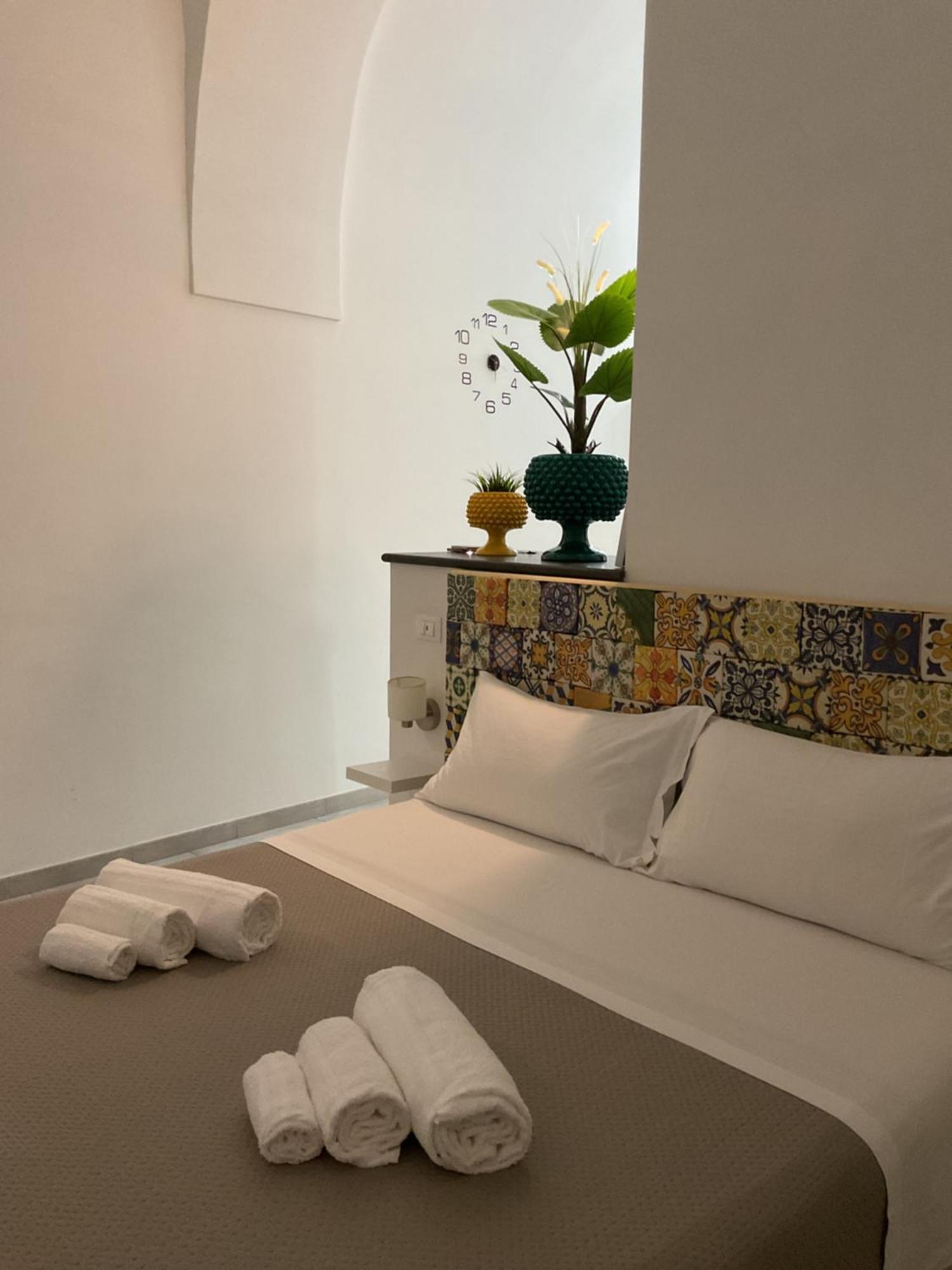 Rossaroll Holiday Houses Noto Esterno foto